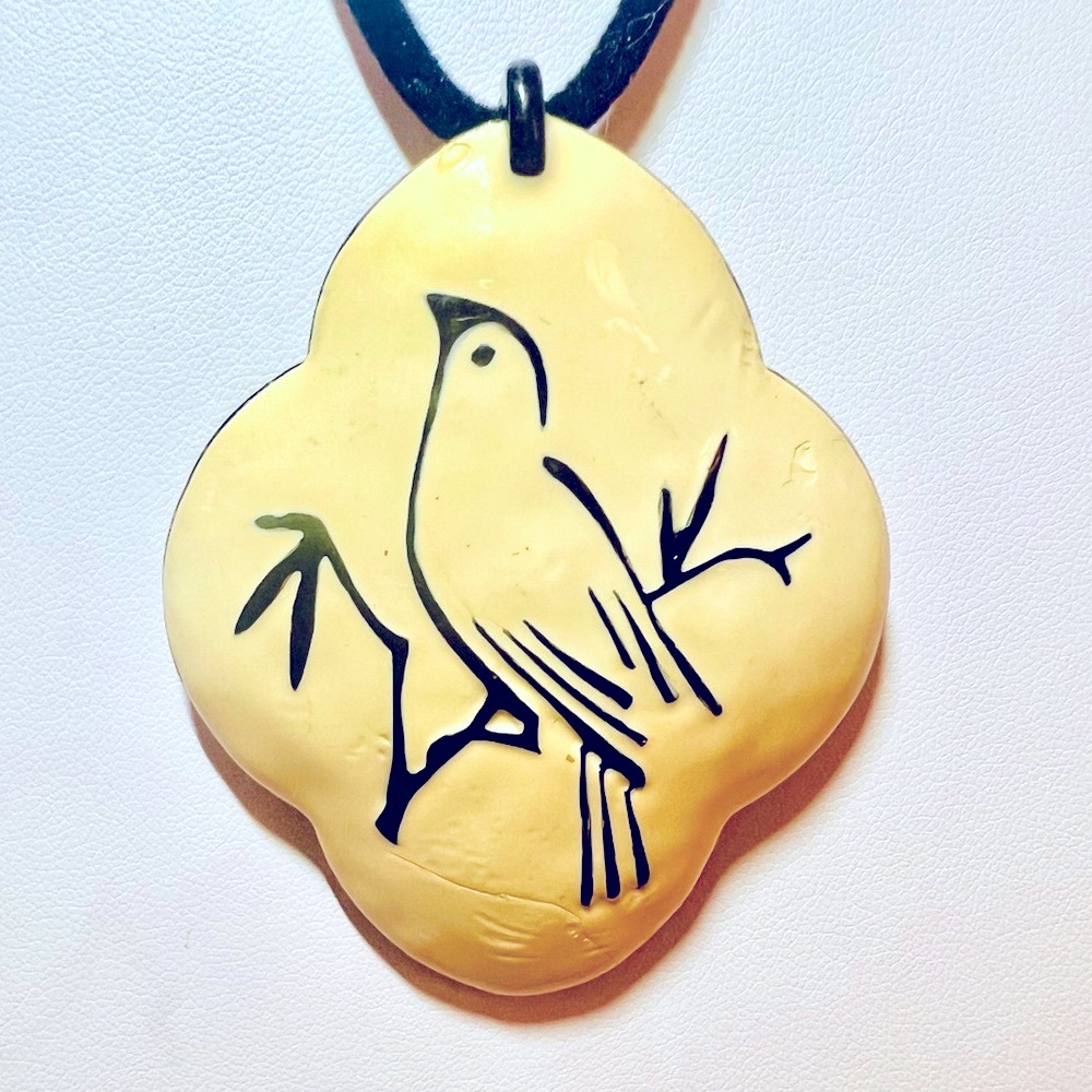 Vintage Eisenberg (Unsigned) Ivory-Tone Enamel Bird Pendant Necklace, 20”+1” ext